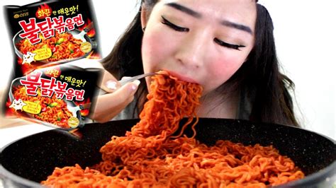 Stan's Spicy Ramen Challenge in Tokyo: Thai Pop Sensation Takes on Japan's Culinary Colossus!